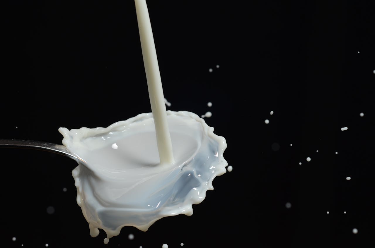 Wat melk doet met je lichaam: de feiten op een rij