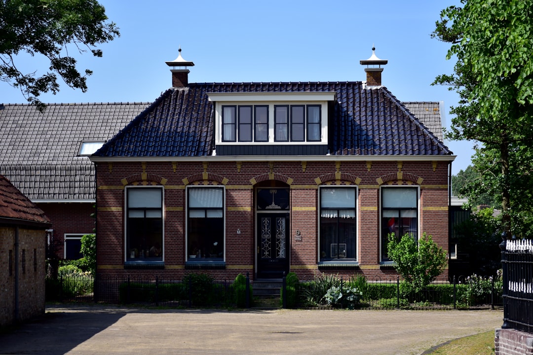 Het vermogen van Wendy van Hout: roem, geld en geruchten